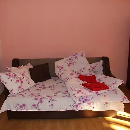 Noemina Apartment *