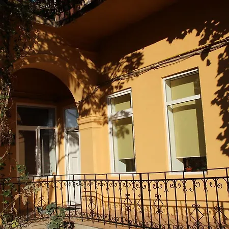 Noemina Apartment